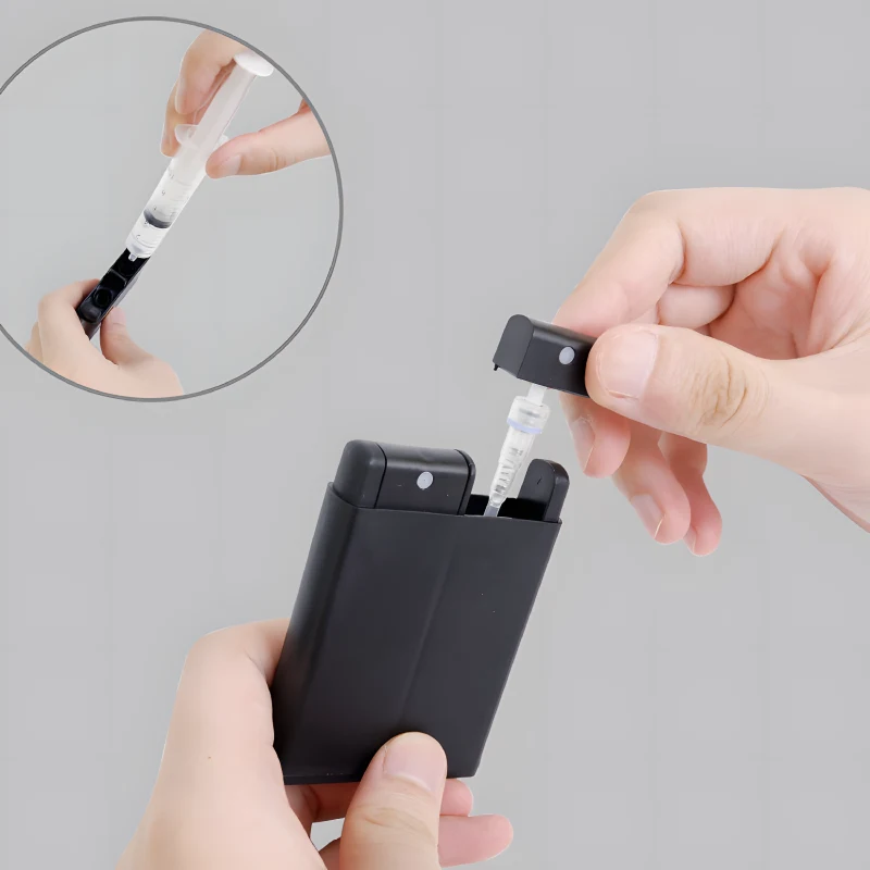 30ml Wholesale Double Sprayer Card 1oz Plastic Colorful Black Credit Card Perfume Bottle